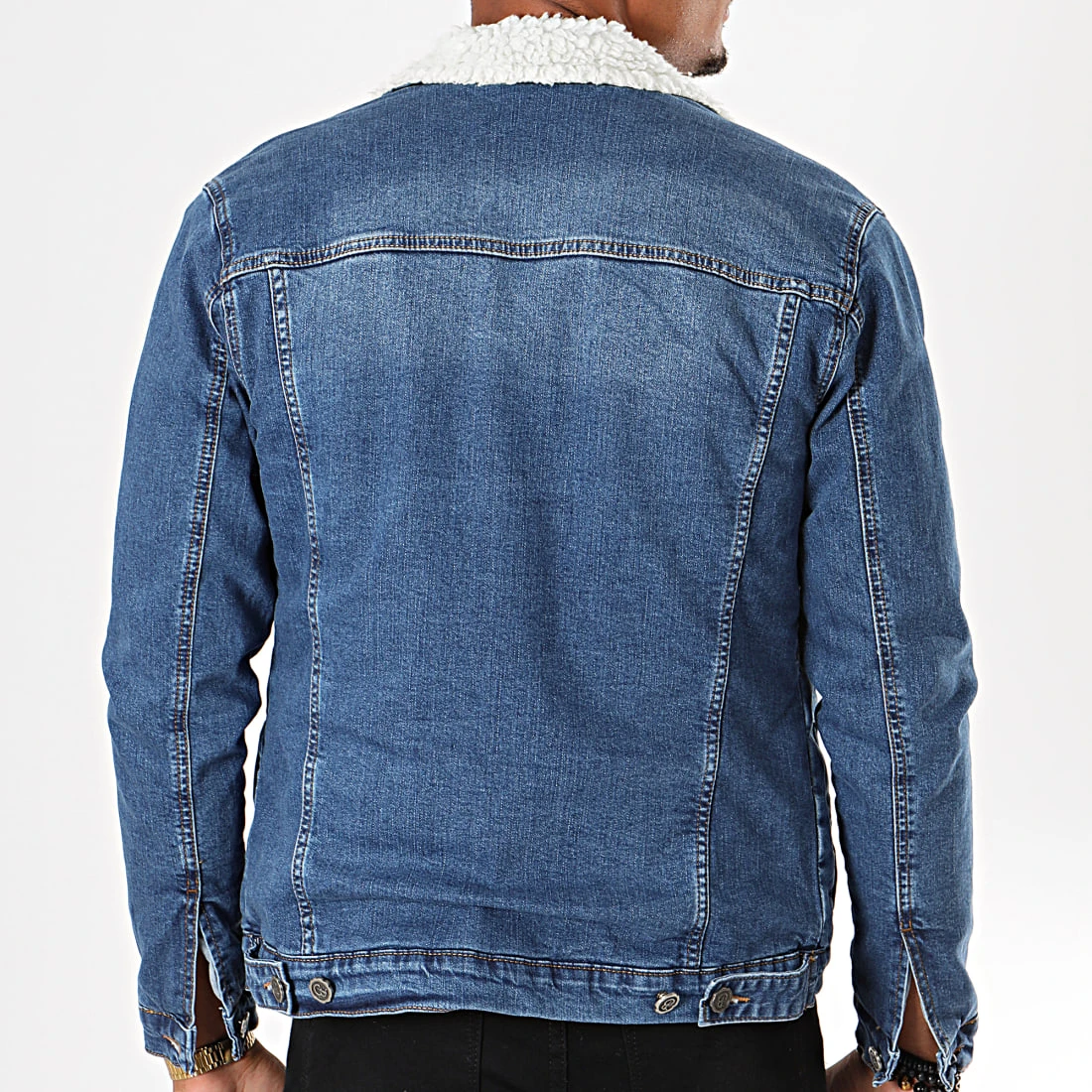 Veste Jean A Col Mouton Bleu Denim de Black Needle 6 Veste Jean A Col Mouton Bleu Denim de Black Needle – Image 4