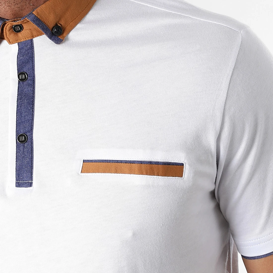 Polo Manches Courtes 5010 Blanc de Black Needle 4 Polo Manches Courtes 5010 Blanc de Black Needle – Image 2