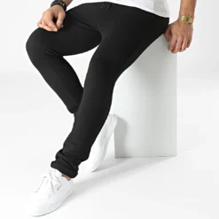 Pantalon 9001 Noir de Black Needle -Black Needle Soldes black needle 294953 PNT 9001 BLACK 20211210T145639 03
