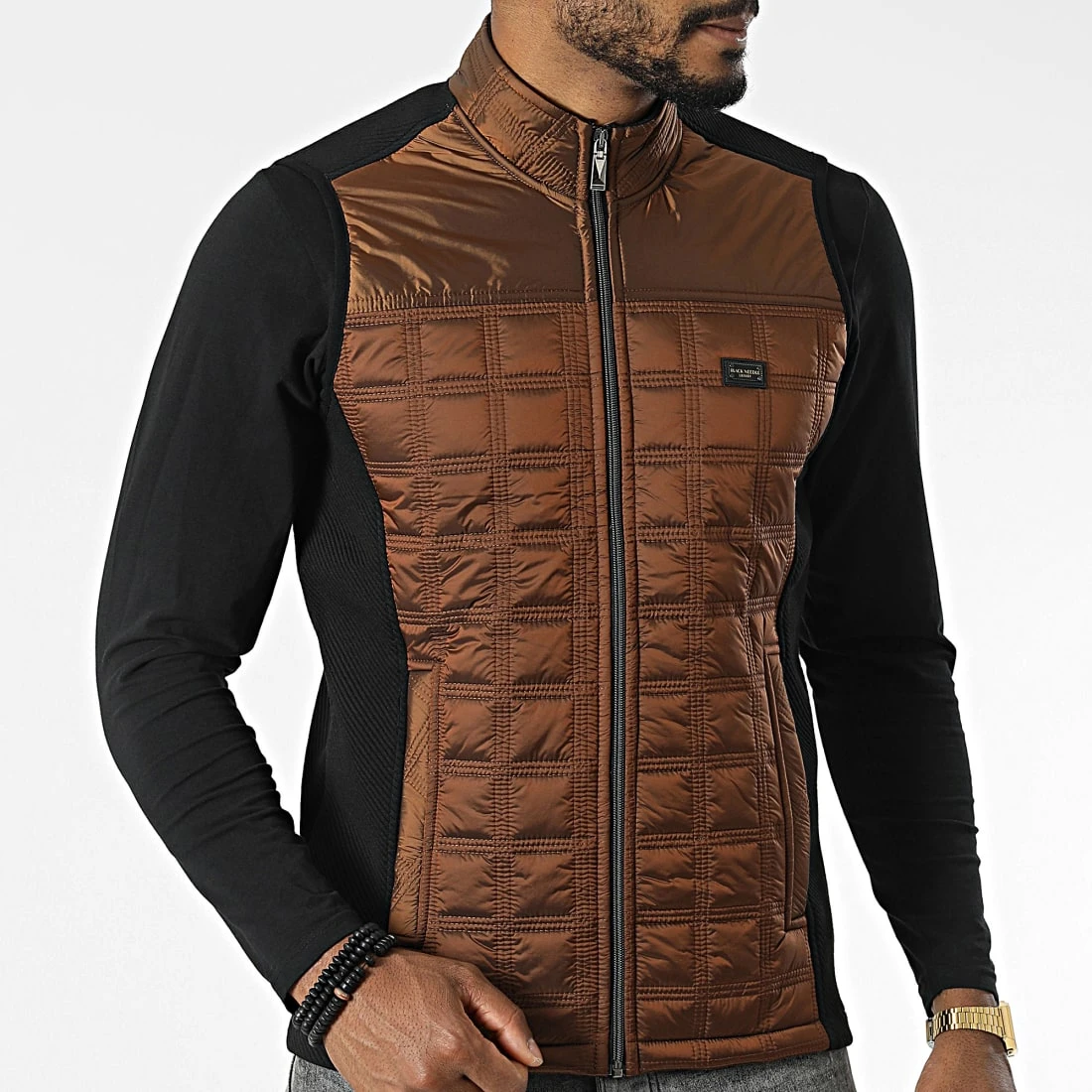 Veste Zippée Sans Manches BLC22K15 Noir Marron de Black Needle 5 Veste Zippée Sans Manches BLC22K15 Noir Marron de Black Needle – Image 3