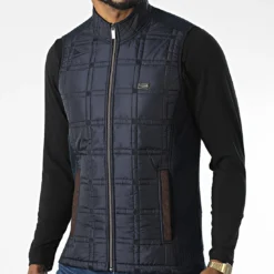 Veste Zippée Sans Manches BLC22K16 Bleu Marine de Black Needle