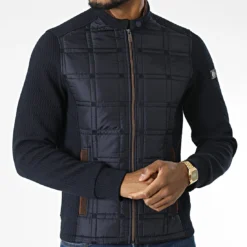 Veste Zippée BLC22K09 Bleu Marine de Black Needle -Black Needle Soldes black needle 343360 BLC22K09 BLEU MARINE 20221014T151104 03