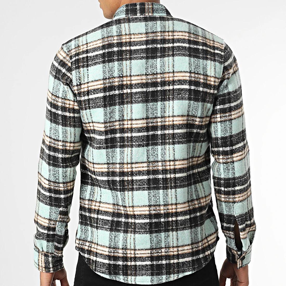 Surchemise Carreaux Y3688 Turquoise Noir de Black Needle 6 Surchemise Carreaux Y3688 Turquoise Noir de Black Needle – Image 4