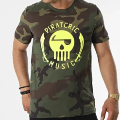 Tee Shirt Camouflage Logo Vert Kaki Jaune Fluo de Piraterie Music -Black Needle Soldes la piraterie 316407 PIRAT TS LOGO CAMOJAUFLUO 20220512T115224 03