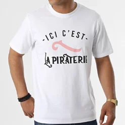 Tee Shirt Ici C'est La Piraterie Blanc Noir -Black Needle Soldes la piraterie 319281 PIRAT TS ICICEST BLCNOI 20220523T161442 03