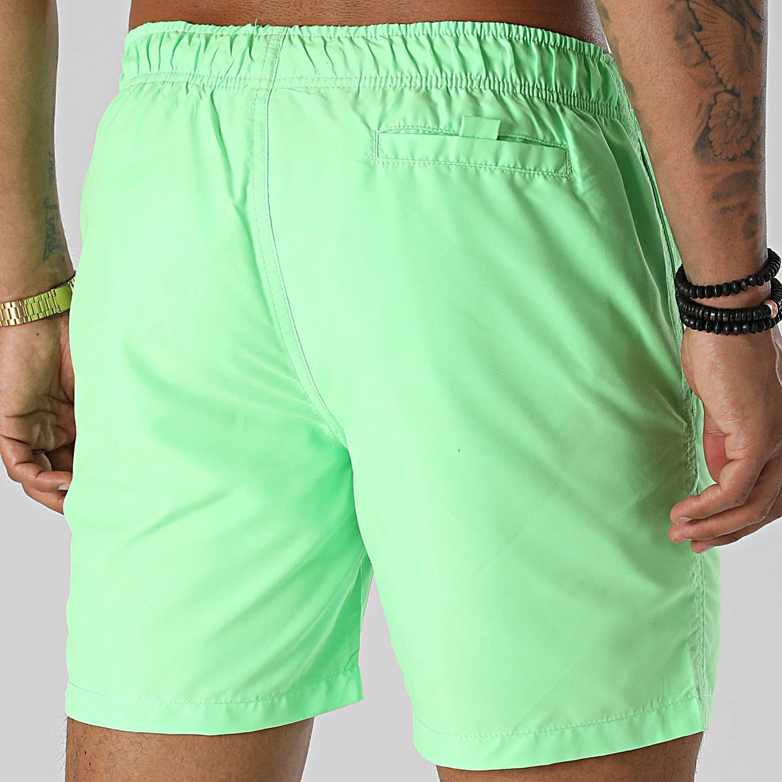 Short De Bain Logo 2 Vert Fluo Noir de Piraterie Music 6 Short De Bain Logo 2 Vert Fluo Noir de Piraterie Music – Image 4
