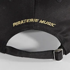Casquette Skull Noir Doré de Piraterie Music 8 Casquette Skull Noir Doré de Piraterie Music -Black Needle Soldes la piraterie 334812 PRT SKULL HD LG GOLD 20220830T160108 03