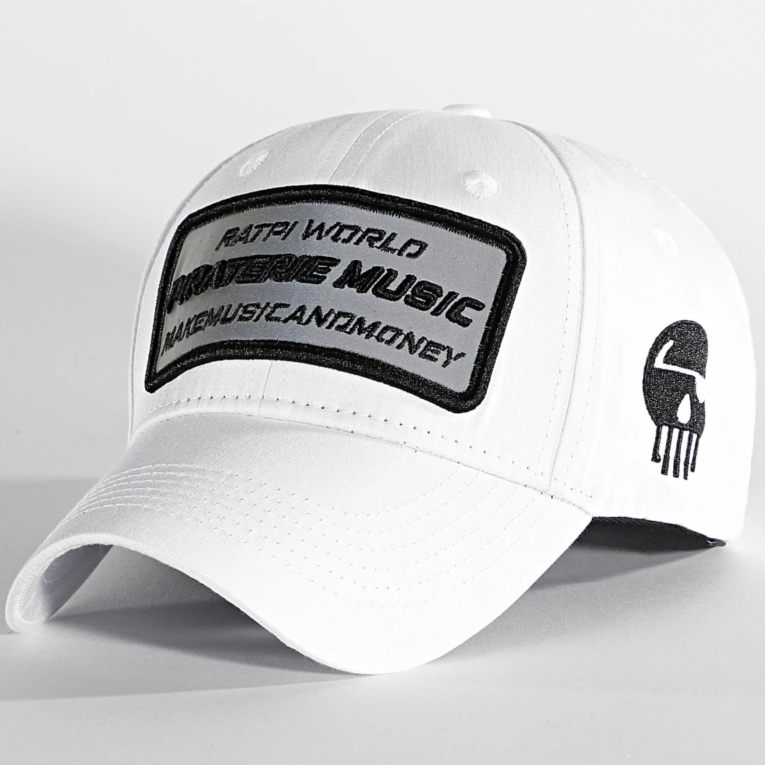 Casquette Réfléchissant Black Glitter Blanc de Piraterie Music 3 Casquette Réfléchissant Black Glitter Blanc de Piraterie Music