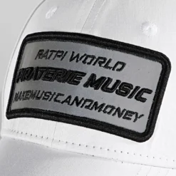 Casquette Réfléchissant Black Glitter Blanc de Piraterie Music 7 Casquette Réfléchissant Black Glitter Blanc de Piraterie Music -Black Needle Soldes la piraterie 335188 PRT WHITE CAPS LG BLACK GLITTER 20220830T160129 02