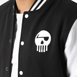 Veste Teddy Logo Noir Blanc de Piraterie Music -Black Needle Soldes la piraterie 344195 PIRAT TED LOGO NOIBLC 20221020T151053 02
